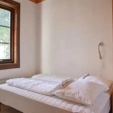 Ferienhaus Three-bedroom Holiday In Vejby